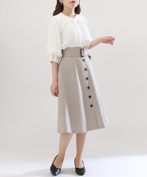 TRUDEA（トルディア）の「ボリュームスリーブブラウス（シャツ/ブラウス・レディース・アイボリー/ミント/チャコールグレー/ベージュ/ピンク/ブルーグリーン/グレー/ダークグリーン/ブラウン/ネイビー/パープル・LARGE/MEDIUM）」の12枚目の写真