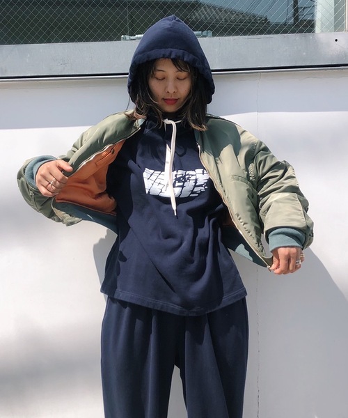 HOLIDAY(ホリデイ)の「MINI SWEAT BAGGY PANTS ミニスウェットバギーパンツ(スウェットパンツ・レディース・ネイビー/シルバーグレー・ONE SIZE)」の10枚目の写真