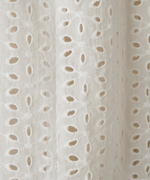 one after another NICE CLAUP（ワンアフターアナザーナイスクラップ）の「ヘルシーな肌見せが叶う　肩あきフリルブラウス（シャツ/ブラウス・レディース・アイボリー/オフホワイト/ホワイト系その他/ラベンダー・FREE）」の10枚目の写真