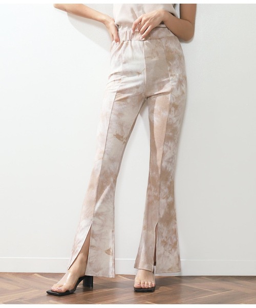 ANAP(アナップ)の「タイダイリブスリットフレアパンツ(その他パンツ・レディース・ベージュ/グリーン/ブラック・FREE)」の1枚目の写真