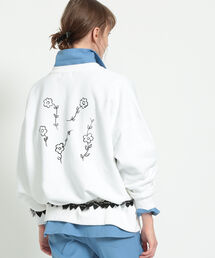 BEAMS BOY（ビームスボーイ）の「maturely / Beatles Crew Sweat 