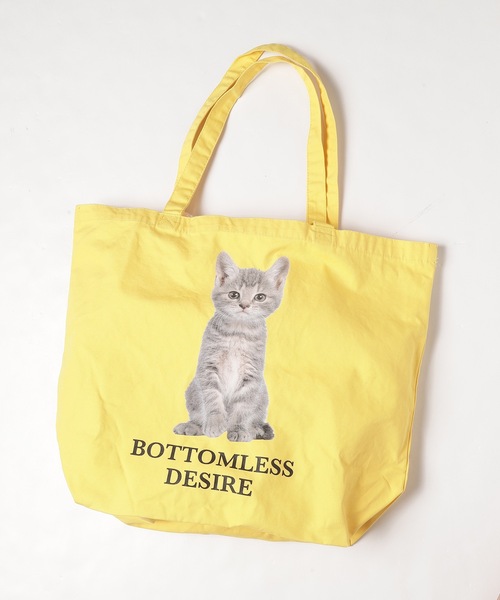 .efiLevol（エフィレボル）の「BOTTOMLESS DESIRE Cat Totebag（トートバッグ・メンズ・ライトグレー/イエロー/ブルー・FREE）」の3枚目の写真