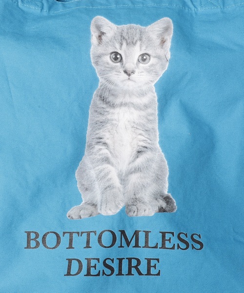 .efiLevol（エフィレボル）の「BOTTOMLESS DESIRE Cat Totebag（トートバッグ・メンズ・ライトグレー/イエロー/ブルー・FREE）」の15枚目の写真
