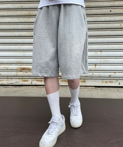 Chikashitsu +（チカシツプラス）の「【Chikashitsu +/チカシツプラス】side button sweat shorts/サイドボタン スウェットパンツ スウェット ハーフパンツ（スウェットパンツ・メンズ・ブラック/ブルー/グレー・ONE SIZE）」の7枚目の写真