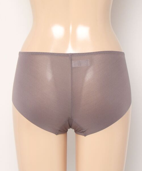 Triumph(トリンプ)の「恋するブラ563 ボーイズレングスTR563 PT(ショーツ・レディース・パープル/ブラウン・M/L)」の8枚目の写真