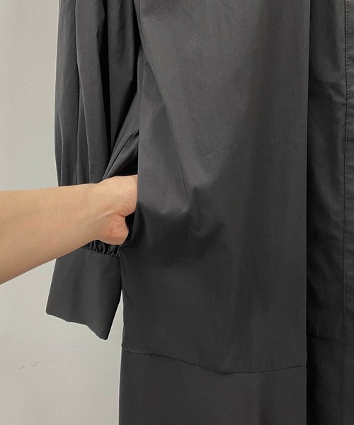 PICCIN(ピッチン)の「裾ペプラム切替えワンピース(ワンピース・レディース・ブラック/ベージュ/レンガ・M)」の14枚目の写真