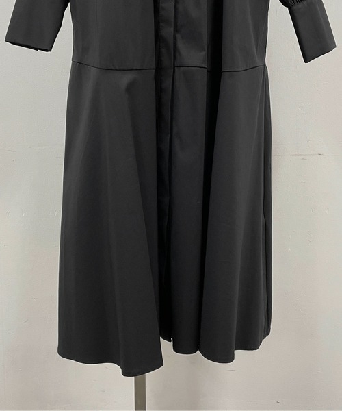 PICCIN(ピッチン)の「裾ペプラム切替えワンピース(ワンピース・レディース・ブラック/ベージュ/レンガ・M)」の15枚目の写真