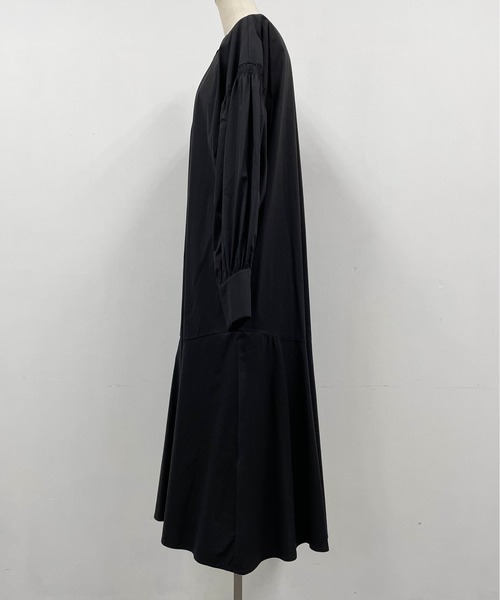 PICCIN(ピッチン)の「裾ペプラム切替えワンピース(ワンピース・レディース・ブラック/ベージュ/レンガ・M)」の7枚目の写真