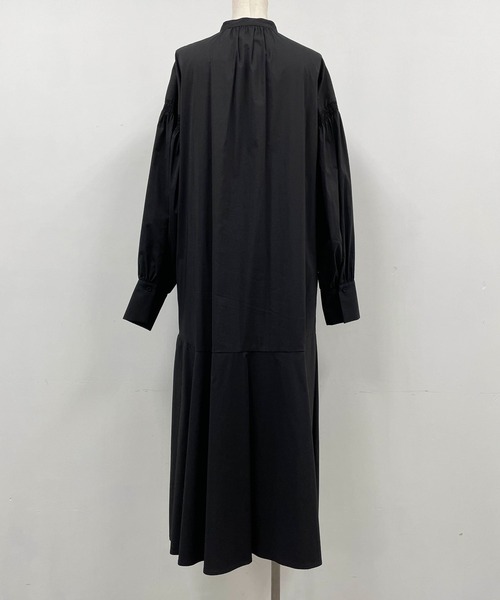 PICCIN(ピッチン)の「裾ペプラム切替えワンピース(ワンピース・レディース・ブラック/ベージュ/レンガ・M)」の8枚目の写真