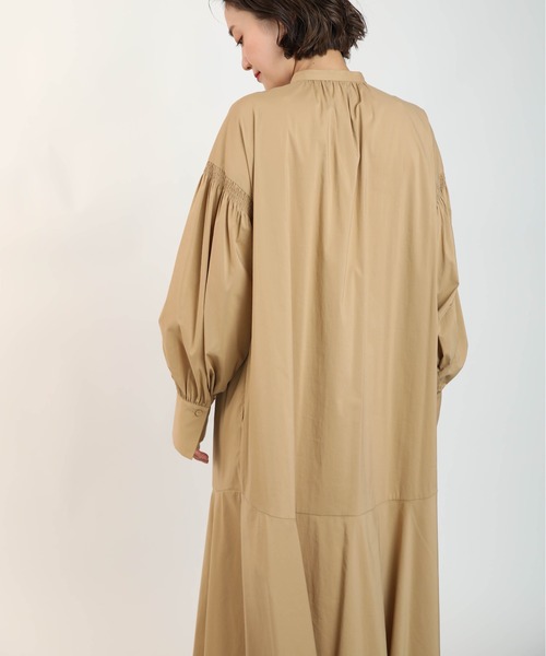 PICCIN(ピッチン)の「裾ペプラム切替えワンピース(ワンピース・レディース・ブラック/ベージュ/レンガ・M)」の21枚目の写真