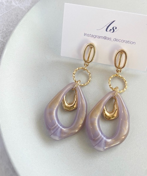 tone（トーン）の「【As】変形オーロラ　ゆらゆら　イヤリング(MA)（イヤリング・レディース・ホワイト/クリア/ゴールド/ブラウン/グリーン/ベージュ/パープル/その他2/ホワイト系2/ゴールド系その他2/ブラウン系その他2/グレー系その他2/グレー/ベージュ系2/パープル系2/グリーン系2・FREE）」の12枚目の写真