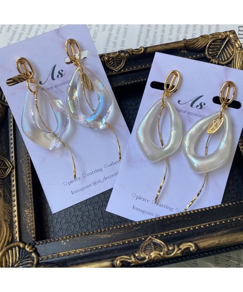 tone（トーン）の「【As】変形オーロラ　ゆらゆら　イヤリング(MA)（イヤリング・レディース・ホワイト/クリア/ゴールド/ブラウン/グリーン/ベージュ/パープル/その他2/ホワイト系2/ゴールド系その他2/ブラウン系その他2/グレー系その他2/グレー/ベージュ系2/パープル系2/グリーン系2・FREE）」の20枚目の写真