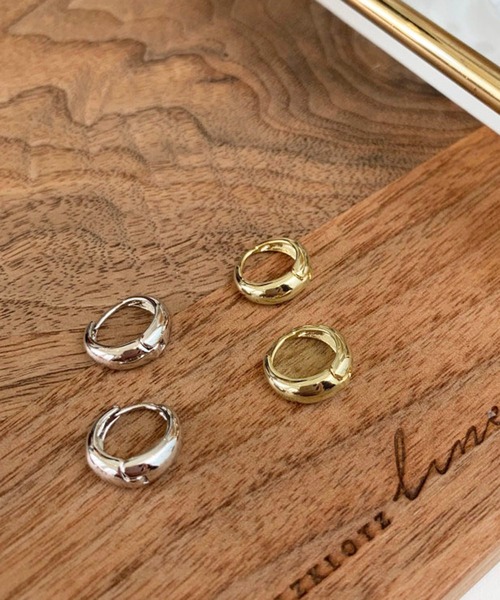 me+em select（ミームセレクト）の「minimal hoop pierce ／ ミニマルフープピアス（ピアス（両耳用）・レディース・シルバー/ゴールド・FREE）」の14枚目の写真