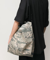 ZEPTEPI（ゼプテピ）の「【ZEPTEPI】Market Tote - 乱痴気