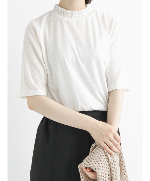 Samansa Mos2 blue(サマンサモスモスブルー)の「衿シャーリング5分袖カットソー(Tシャツ/カットソー・レディース・ブラック/モカ/キナリ・MEDIUM/LARGE)」の7枚目の写真