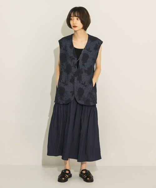 KBF(ケイビーエフ)の「パネルミディスカート(スカート・レディース・アイボリー/ネイビー・ONE)」の13枚目の写真