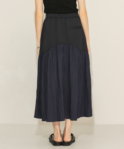 KBF(ケイビーエフ)の「パネルミディスカート(スカート・レディース・アイボリー/ネイビー・ONE)」の18枚目の写真