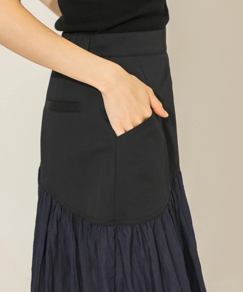 KBF(ケイビーエフ)の「パネルミディスカート(スカート・レディース・アイボリー/ネイビー・ONE)」の20枚目の写真