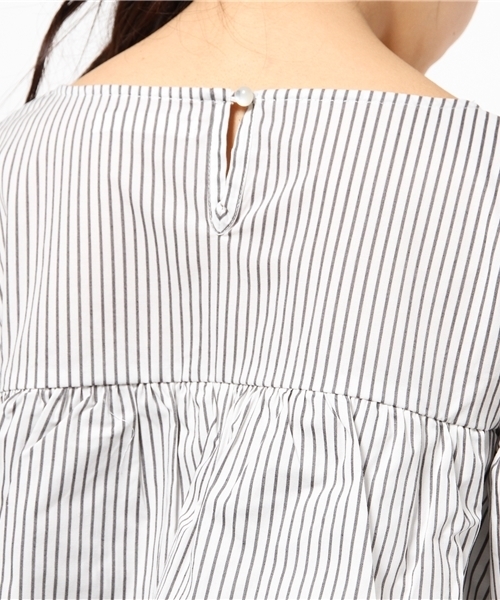 Chico（チコ）の「ストライプ袖フレアBL（シャツ/ブラウス・レディース・ホワイト・FREE）」の6枚目の写真