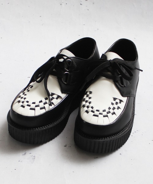 SPINNS(スピンズ)の「PU SHOES RUBBERSOLE(その他シューズ・メンズ・ブラック/ブラック系その他/ブラック×ホワイト・27.0cm/26.0cm)」の3枚目の写真
