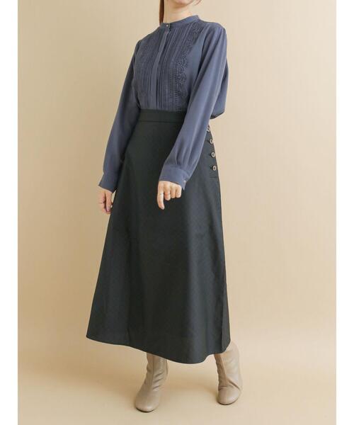 Te chichi(テチチ)の「フロントレースピンタックブラウス(シャツ/ブラウス・レディース・ネイビー/グレー/オフホワイト・フリ-)」の16枚目の写真