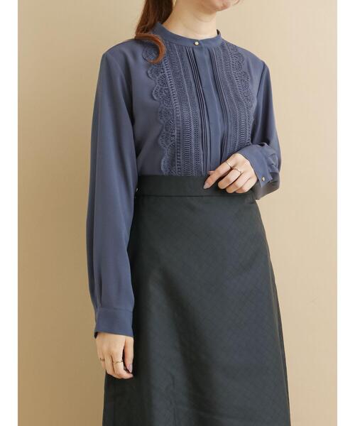 Te chichi(テチチ)の「フロントレースピンタックブラウス(シャツ/ブラウス・レディース・ネイビー/グレー/オフホワイト・フリ-)」の17枚目の写真