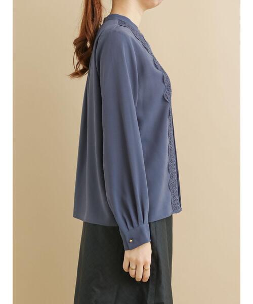 Te chichi(テチチ)の「フロントレースピンタックブラウス(シャツ/ブラウス・レディース・ネイビー/グレー/オフホワイト・フリ-)」の18枚目の写真