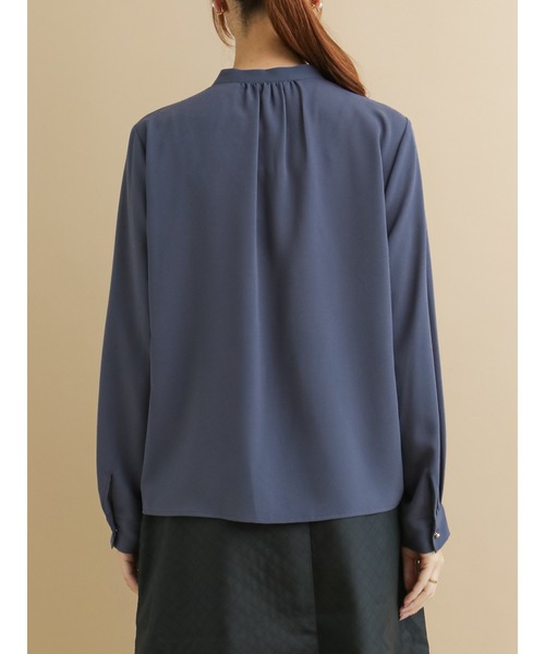 Te chichi(テチチ)の「フロントレースピンタックブラウス(シャツ/ブラウス・レディース・ネイビー/グレー/オフホワイト・フリ-)」の8枚目の写真