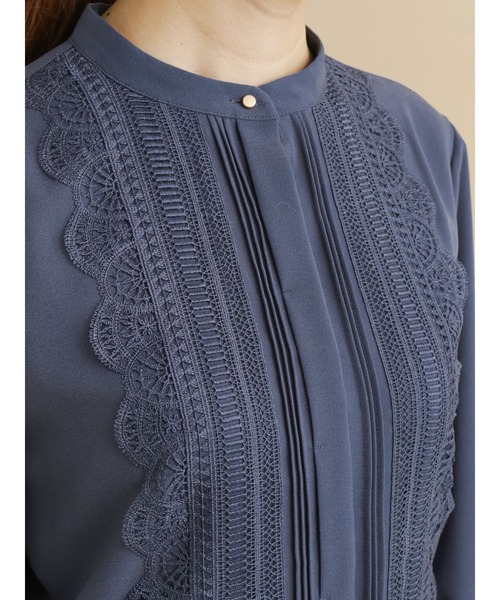 Te chichi(テチチ)の「フロントレースピンタックブラウス(シャツ/ブラウス・レディース・ネイビー/グレー/オフホワイト・フリ-)」の7枚目の写真