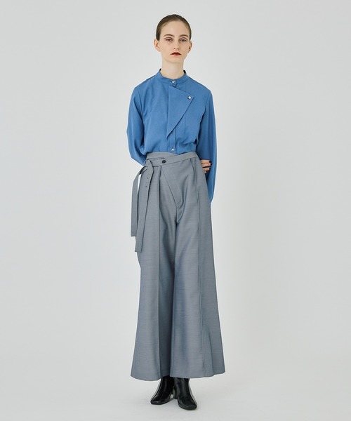 UNITED TOKYO（ユナイテッドトウキョウ）の「スクイーズフレアワイドパンツ（スラックス・レディース・その他2/ブラック・1/2/3）」の18枚目の写真