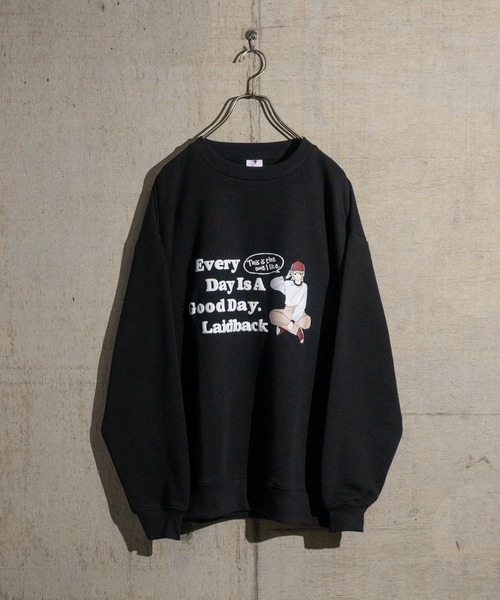 Red Cap Girl（レッドキャプガール）の「【a-r】〔25SS新柄追加〕〔Red Cap Girl/レッドキャップガール〕 RCGフロント/バック イラストプリント ルーズシルエット クルーネックスウェット（スウェット・メンズ・ブルー/ブラック/ホワイト/アッシュグレー/グレー系その他/カーキ/ブルー系その他/ダークグレー/アイボリー/ネイビー/グレー系その他2/グレー系その他3/ホワイト系その他/オートミール/オレンジ/ネイビー系1/ダークグリーン/ライトグレー系1/ブラック系1/グレー系/ネイビー系2/ブルー系その他2/ホワイト系その他2/ブラック系その他・MEDIUM/LARGE/X-LARGE）」の8枚目の写真
