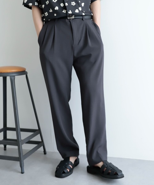 SENSE OF PLACE by URBAN RESEARCH(センスオブプレイスバイアーバンリサーチ)の「『セットアップ対応』『イージーケア』ダブルタックテーパードスラックス(スラックス・メンズ・ライトベージュ/チャコールグレー/ピンク/ブルー/オリーブ/ブラック・LARGE/MEDIUM/SMALL)」の7枚目の写真