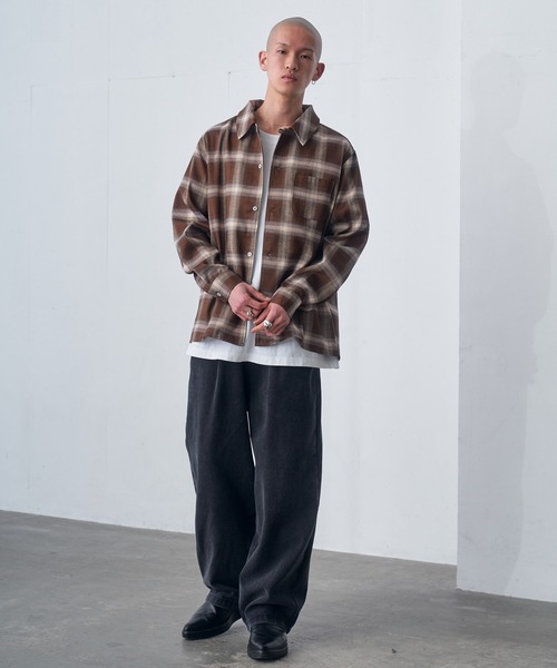 fuv.(ファブ)の「fuv - ombre check open collar shirt オンブレチェックオープンカラーシャツ made in INTER FACTOR(シャツ/ブラウス・メンズ・ブラック/ネイビー/ブラウン・MEDIUM/LARGE)」の10枚目の写真