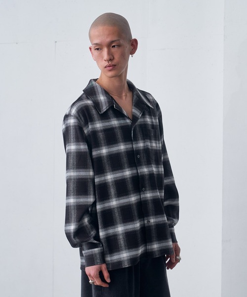 fuv.(ファブ)の「fuv - ombre check open collar shirt オンブレチェックオープンカラーシャツ made in INTER FACTOR(シャツ/ブラウス・メンズ・ブラック/ネイビー/ブラウン・MEDIUM/LARGE)」の4枚目の写真