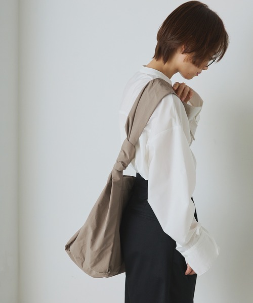 ショルダーサイズ　ハンドメイドコスチューム forksy.】ナイロンムスビデザインショルダーバック forksy