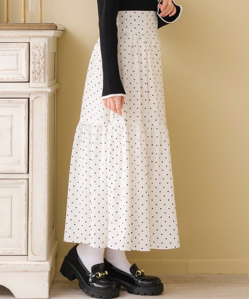 ems excite（エムズエキサイト）の「ハイウエストフレアSK（スカート・レディース・ホワイト系その他/ブラック/ブルー/ピンク・FREE）」の9枚目の写真