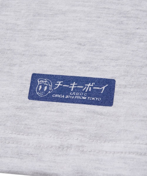 LIBERE(リベーレ)の「LIBERE リベーレ / CHEEKY SS TEE チーキーグラフィックプリントビッグシルエットTシャツ / 231210-231211(Tシャツ/カットソー・メンズ・ネイビー/グレー・MEDIUM/LARGE/SMALL)」の9枚目の写真