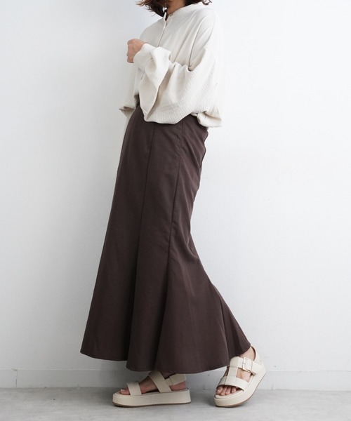 Fabby fabby(ファビィーファビィー)の「厚底2ベルトバックバンドサンダル(サンダル・レディース・ベージュ/ブラック/ブラウン/オフホワイト・SMALL/LARGE/MEDIUM)」の9枚目の写真