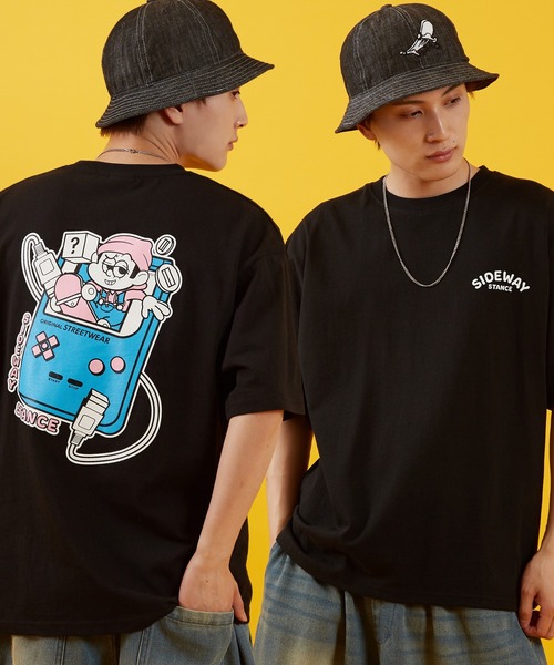 SIDEWAY STANCE（サイドウェイスタンス）の「【SIDEWAY STANCE】オリジナル グラフィック プリント 半袖Tシャツ（Tシャツ/カットソー・メンズ・ホワイト系その他/ホワイト系その他2/キャメル/ブラック系その他2/ブラック系その他/ホワイト/グリーン/ネイビー/ブラック/ホワイト系その他3/ブラック系その他4/ホワイト系その他4/ブラック系その他3/パープル/パープル系その他/ホワイト系その他6/ホワイト系その他5/ブラック系その他6/ブラック系その他5/パープル系その他2/ホワイト系その他7/ブラック系その他7/ブラック系2/ホワイト系2/ブラック系/ホワイト系/ブラック系1/ブラック系3/ホワイト系1/ホワイト系3/ダークブルー/グレー/グレー系2/カーキ系2/カーキ系/カーキ系1/グレー系1/パープル系その他4/パープル系その他3/グレー系その他3/グレー系その他2/ブルー系その他/グレー系その他/カーキ/ホワイト系4/ブラック系4/ブルー系4/グレー系4/ブラック系5/ホワイト系5/グレー系5/ブルー系2/パープル系2/レッド系2・MEDIUM/LARGE/X-LARGE/SMALL）」の19枚目の写真