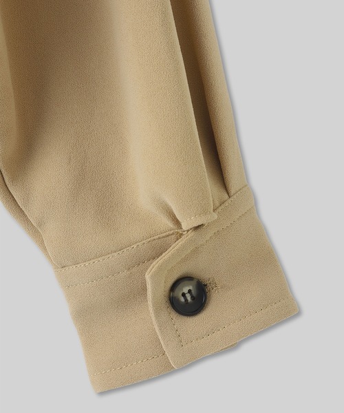 audrey and john wad（オードリーアンドジョンワッド）の「カバーオールシャツブルゾン（シャツ/ブラウス・レディース・ベージュ/ブラック/モカ・FREE）」の6枚目の写真