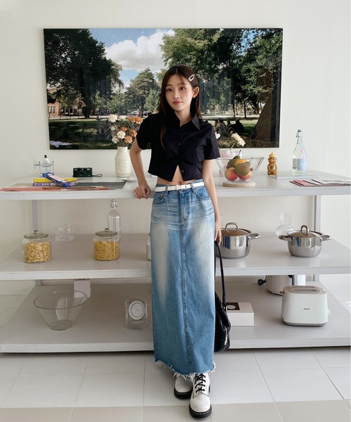 by muni:r（バイ ムニール）の「ユニークウォッシングデニムロングスカート（デニムスカート・レディース・ブルー/ダークグレー・SMALL/MEDIUM）」の5枚目の写真