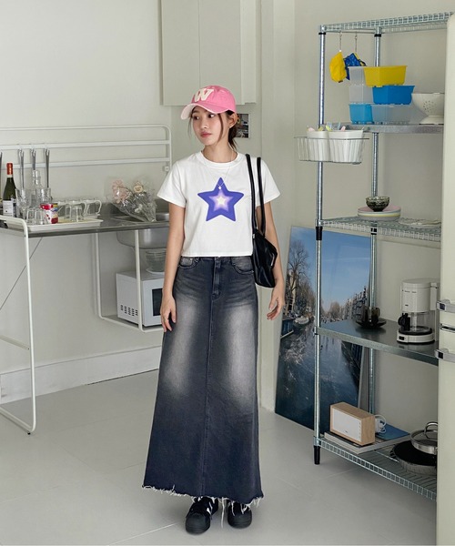 by muni:r（バイ ムニール）の「ユニークウォッシングデニムロングスカート（デニムスカート・レディース・ブルー/ダークグレー・SMALL/MEDIUM）」の17枚目の写真