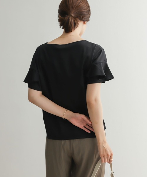 URBAN RESEARCH DOORS（アーバンリサーチドアーズ）の「デザインフリルスリーブプルオーバー（Tシャツ/カットソー・レディース・ブルー系その他/ブラック/オフホワイト・MEDIUM）」の16枚目の写真