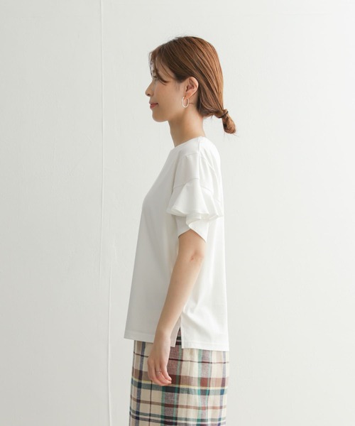 URBAN RESEARCH DOORS（アーバンリサーチドアーズ）の「デザインフリルスリーブプルオーバー（Tシャツ/カットソー・レディース・ブルー系その他/ブラック/オフホワイト・MEDIUM）」の12枚目の写真