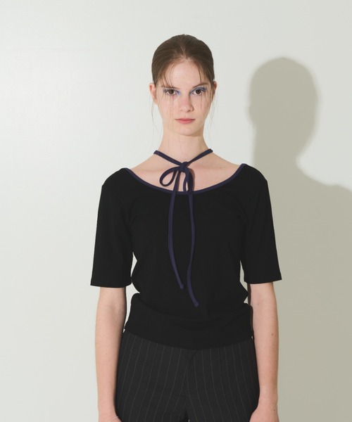 Solace（ソレイス）の「前後2WAY/バイカラーリボントップス（Tシャツ/カットソー・レディース・ブラック/ホワイト・FREE）」の19枚目の写真