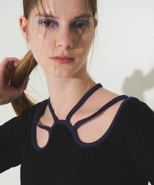 Solace（ソレイス）の「前後2WAY/バイカラーリボントップス（Tシャツ/カットソー・レディース・ブラック/ホワイト・FREE）」の15枚目の写真