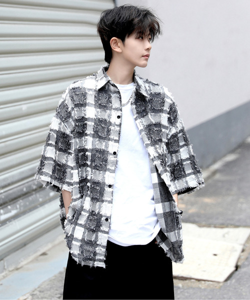 neos(ネオス)の「【neos -addictive design-】ビッグシルエット フリンジ ブロックチェック ハーフスリーブ シャツ(シャツ/ブラウス・メンズ・ブラック/チャコールグレー/ホワイト・MEDIUM/LARGE/X-LARGE)」の19枚目の写真