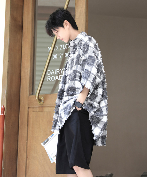 neos(ネオス)の「【neos -addictive design-】ビッグシルエット フリンジ ブロックチェック ハーフスリーブ シャツ(シャツ/ブラウス・メンズ・ブラック/チャコールグレー/ホワイト・MEDIUM/LARGE/X-LARGE)」の22枚目の写真