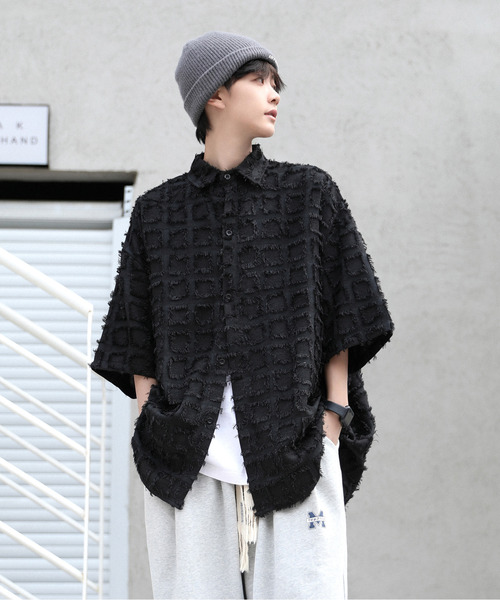 neos(ネオス)の「【neos -addictive design-】ビッグシルエット フリンジ ブロックチェック ハーフスリーブ シャツ(シャツ/ブラウス・メンズ・ブラック/チャコールグレー/ホワイト・MEDIUM/LARGE/X-LARGE)」の14枚目の写真