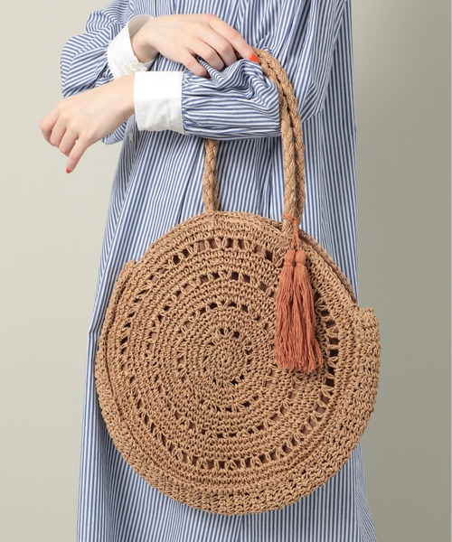 T・S・L（ティーエスエル）の「【T・S・L】サークルペーパー編みバッグ タッセル付き 雑材 1234-207-1（トートバッグ・レディース・ベージュ/ブラウン/グリーン・FREE）」の2枚目の写真